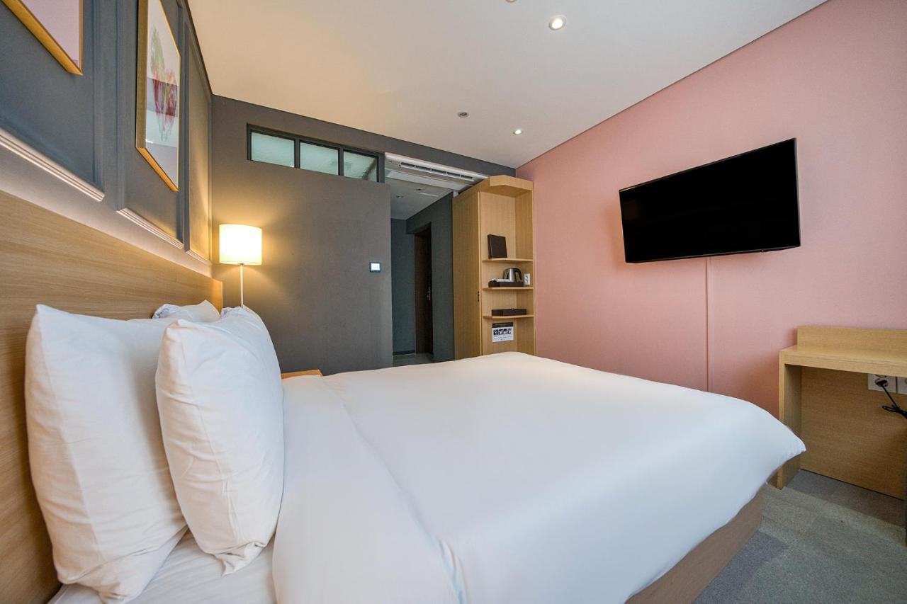 Vella Suite Hotel Szuvon Kültér fotó