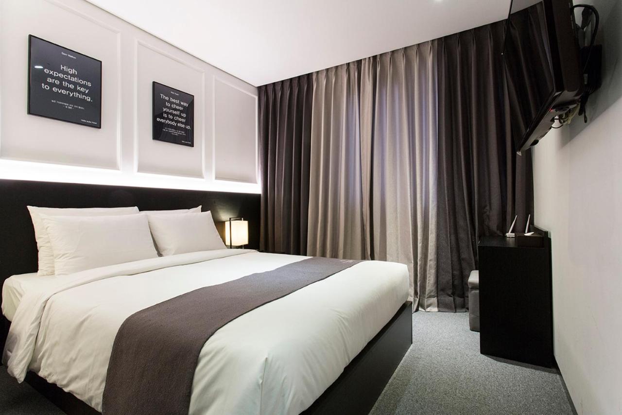 Vella Suite Hotel Szuvon Kültér fotó